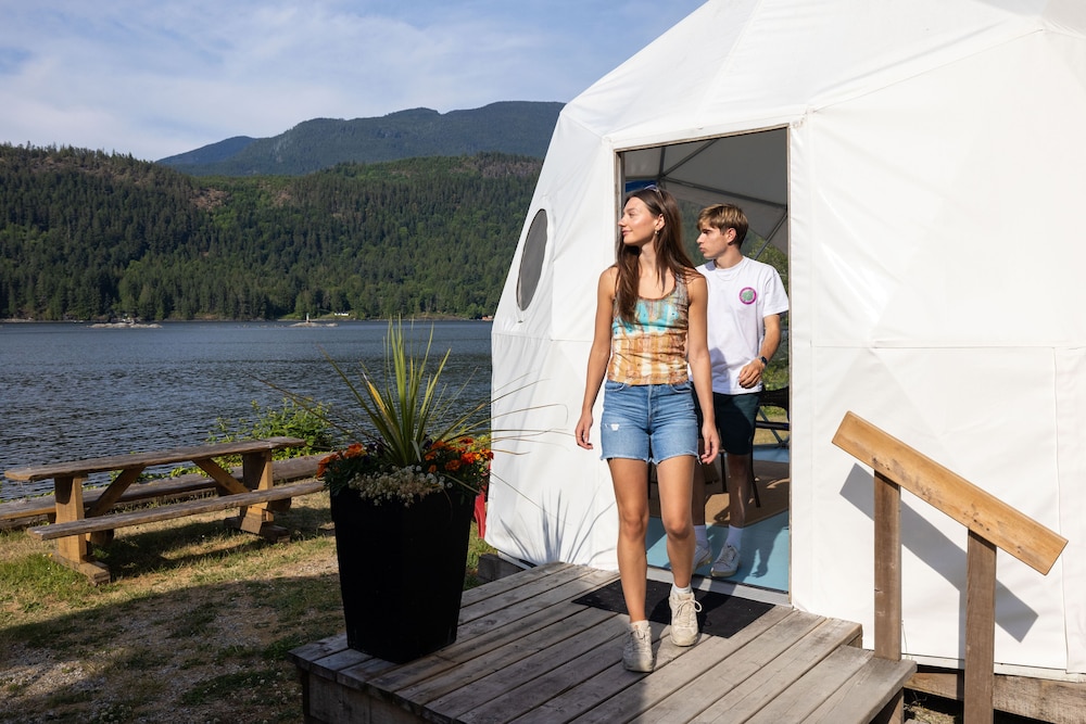 Glamping Dome, No Bathroom