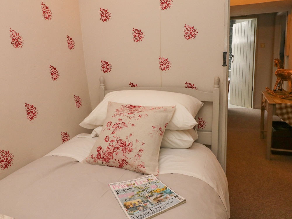 Cottage photo 2