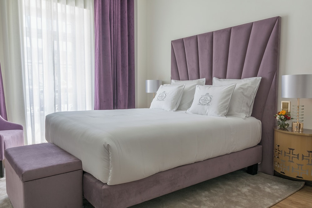 Deluxe Double Room, City View photo 1