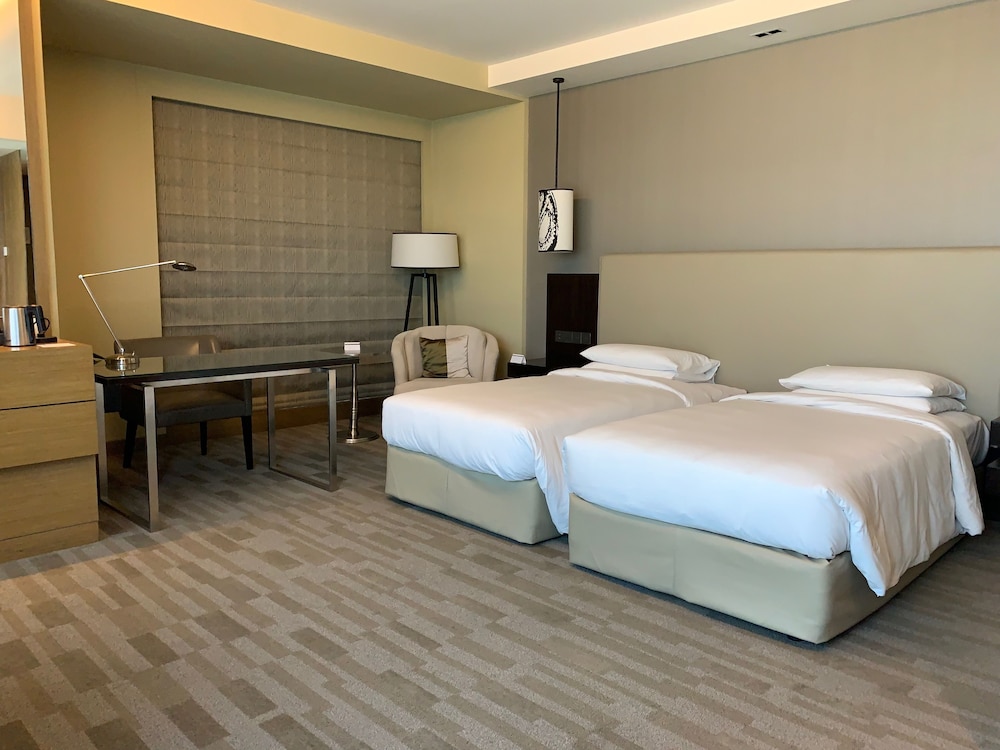 Club Room, 2 Twin Beds photo 3