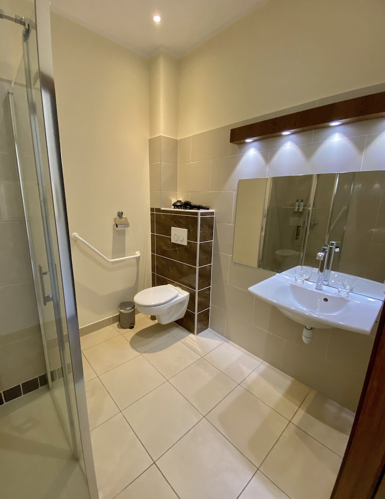 Classic Room - Photo 15