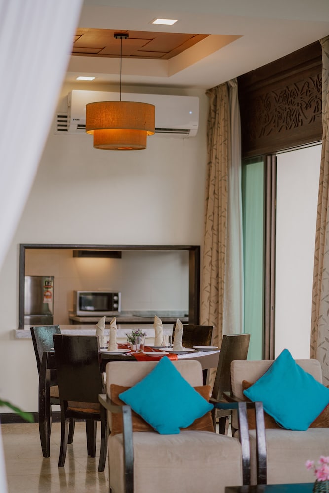 3 Bedroom Seaview Pool Villa photo 3