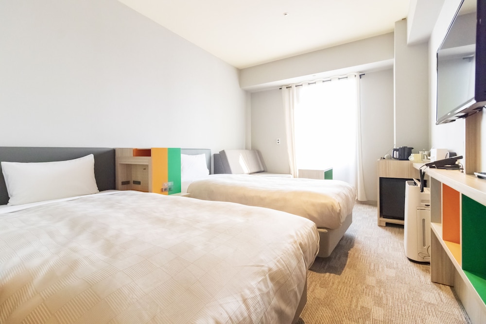 Twin Room, Non Smoking - Photo 3