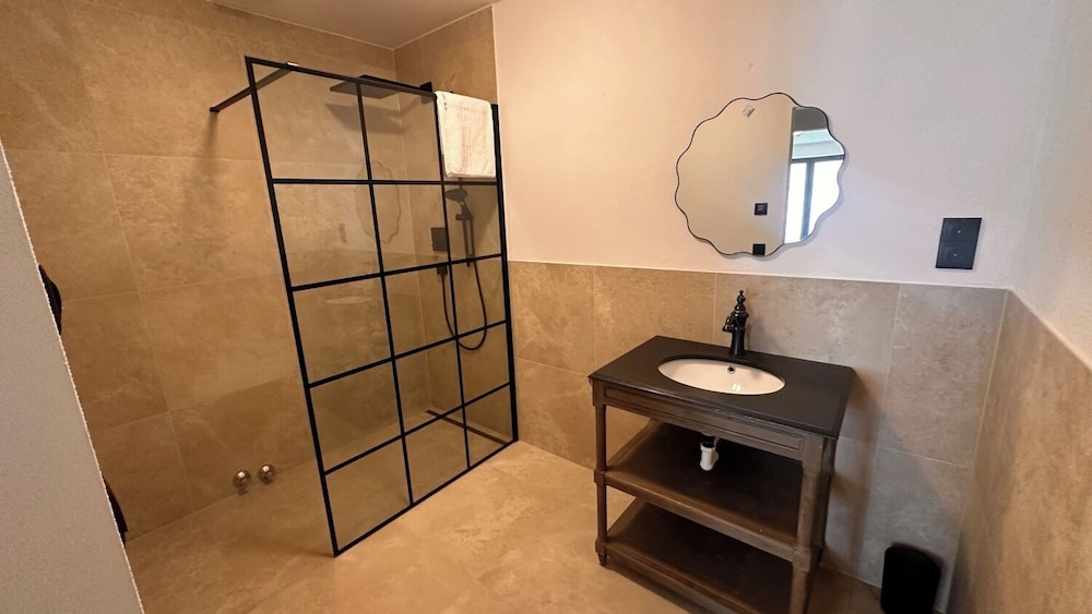 Deluxe Suite, Mountainside photo 2