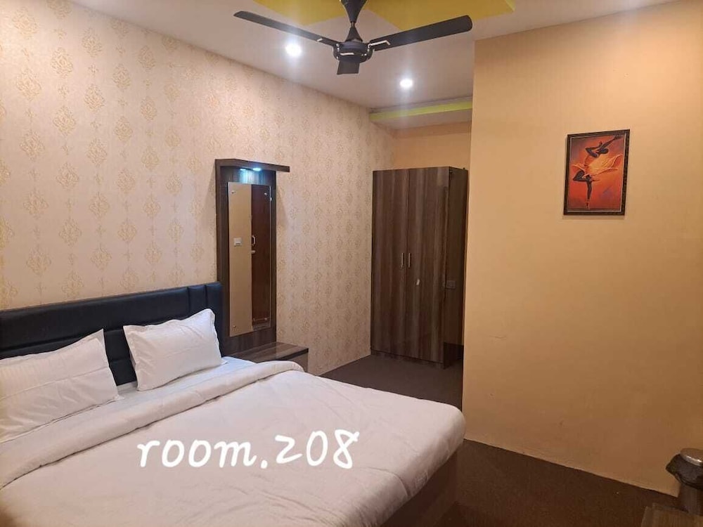 Deluxe Double Room photo 3