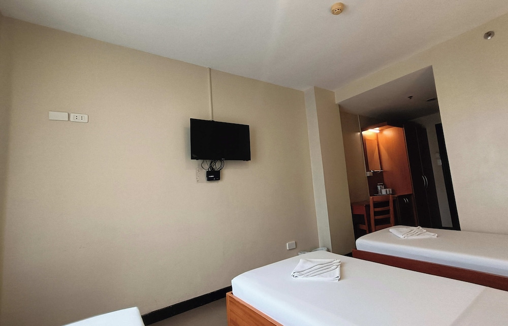 Standard Triple Room photo 3