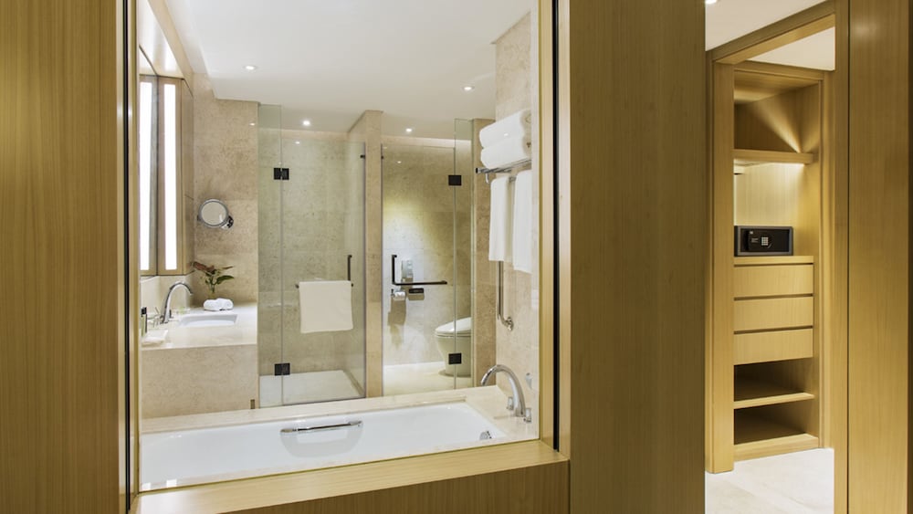 Suite, 2 Bedrooms photo 2