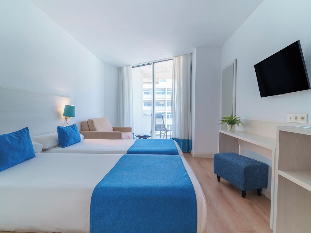 Double Room, Partial Sea View (2 Adults) - Photo 4