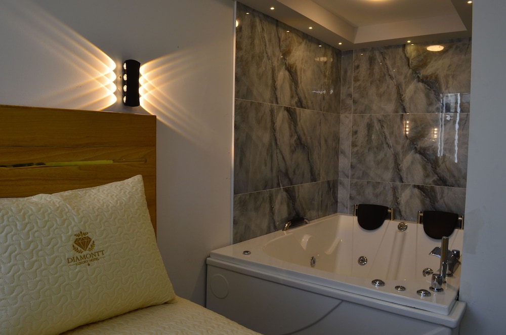 Deluxe Room, 4 Bedrooms photo 3