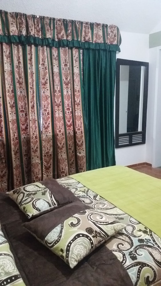 Family Double Room Single Use, 2 Double Beds photo 3
