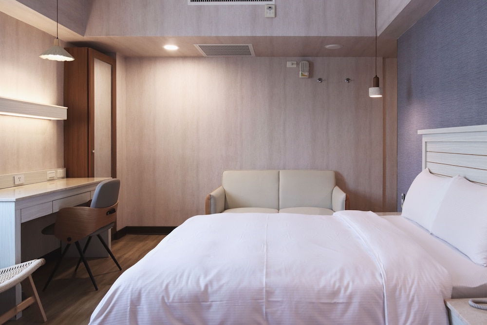 Deluxe Triple Room photo 2
