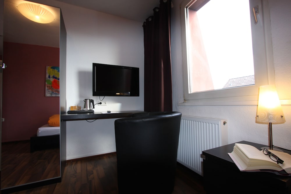 Economy Room photo 3