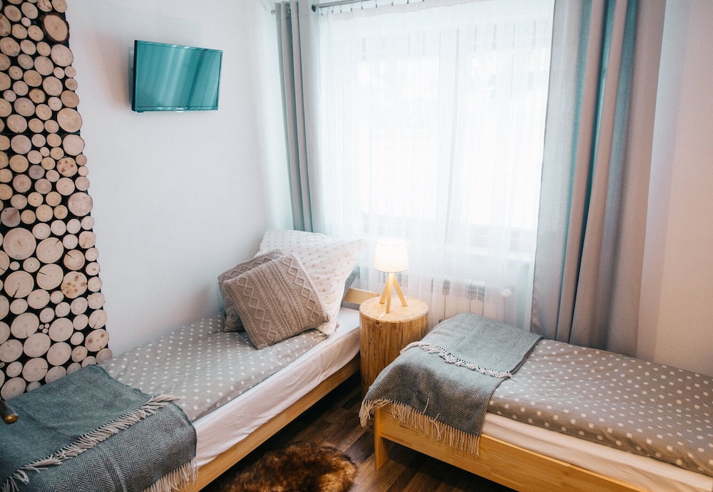 Economy Double Room photo 3