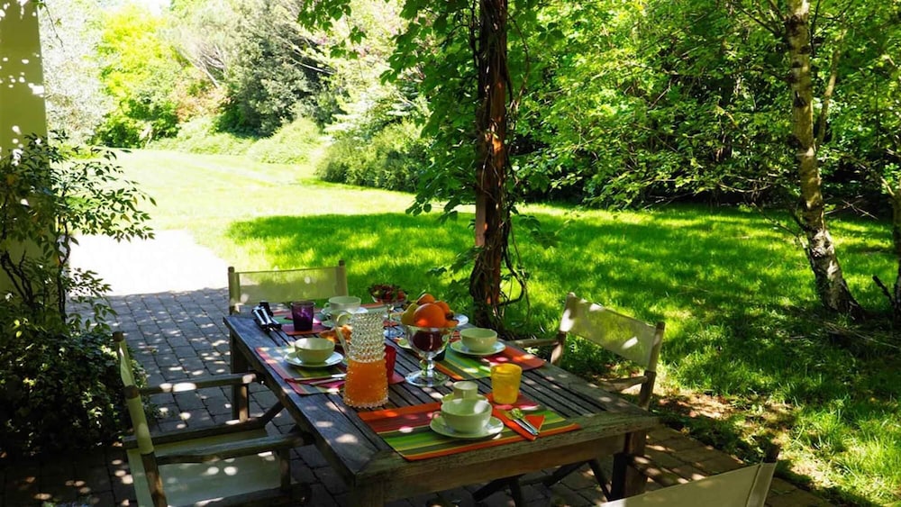 Villa photo 1
