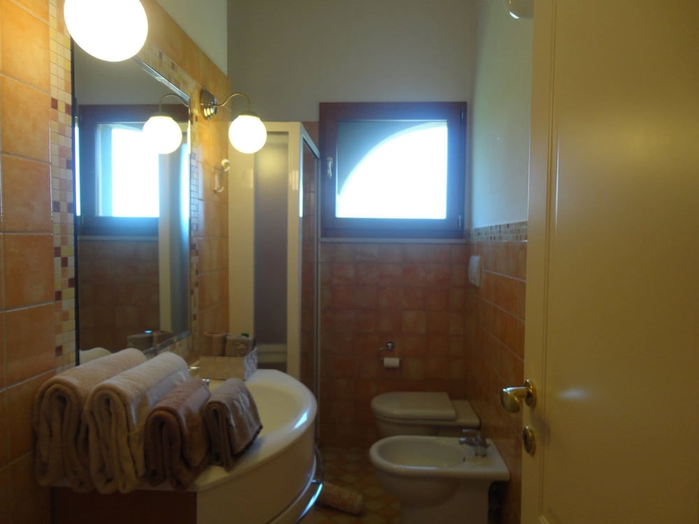 Superior Room, Private Bathroom (External)(Ciliegio) photo 3