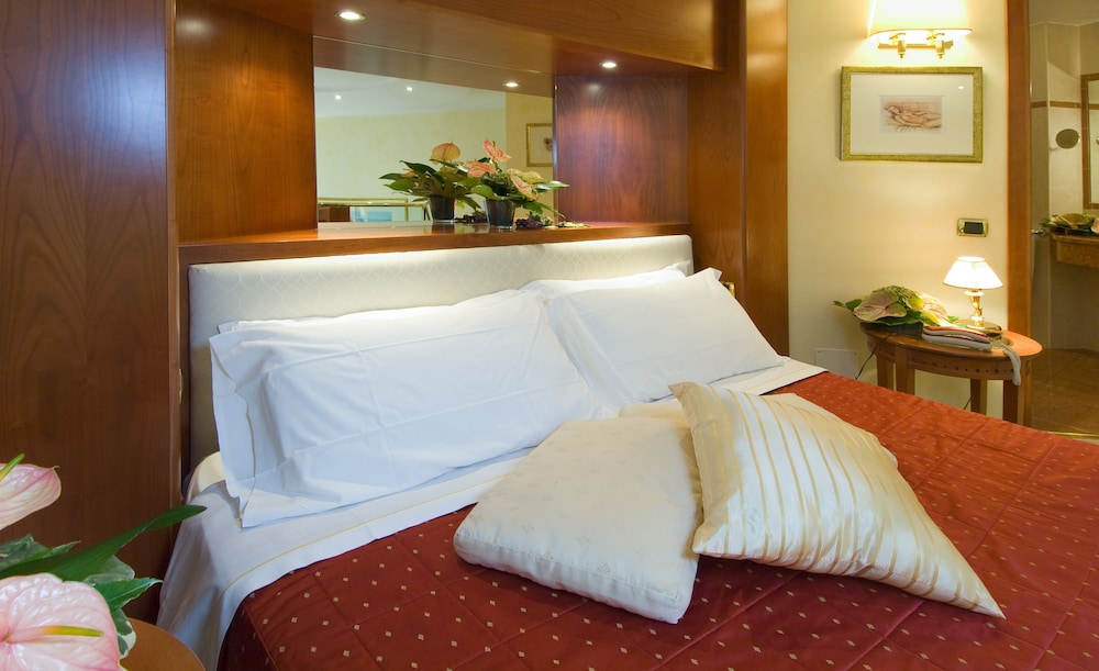 Double Room Single Use - Photo 2