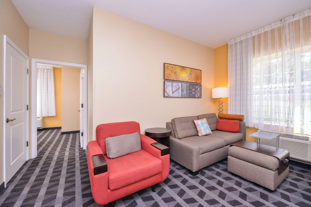 Suite, 1 Bedroom (Mobility/Hearing Accessible, Tub)