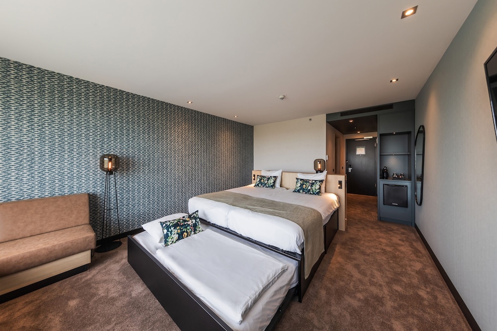 Comfort Room, Multiple Beds