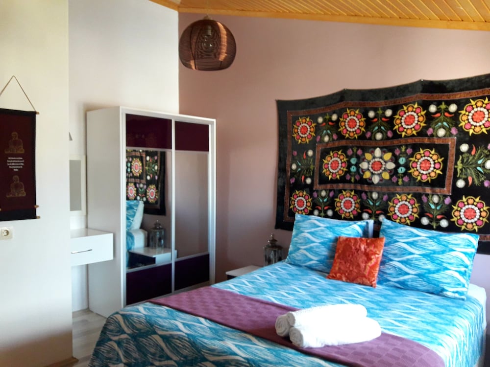 Apartment, 2 Bedrooms, Kitchen, Garden View photo 1