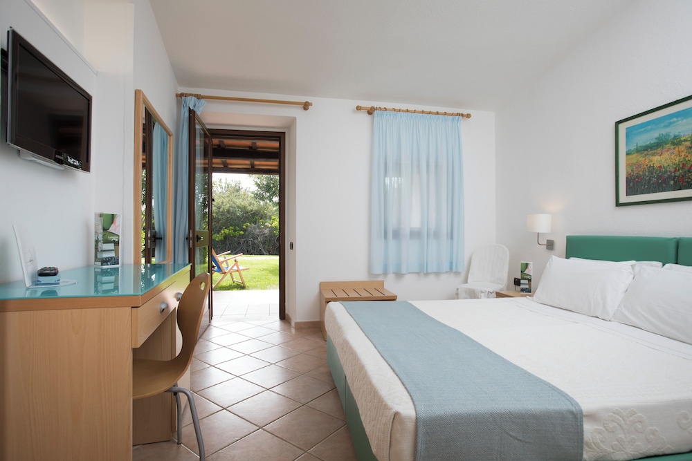 Standard Mediterraneo (garden view) photo 2