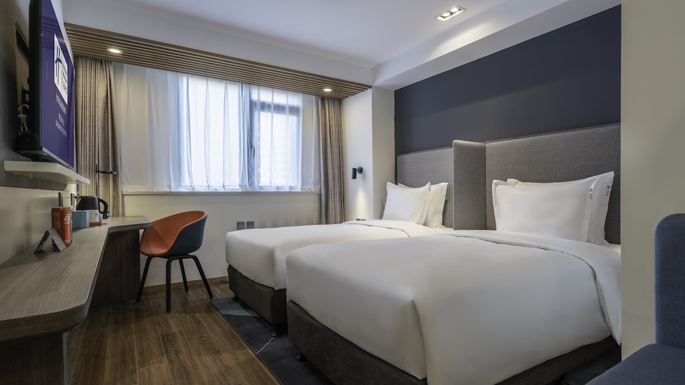 Standard Room, 2 Twin Beds - Photo 2