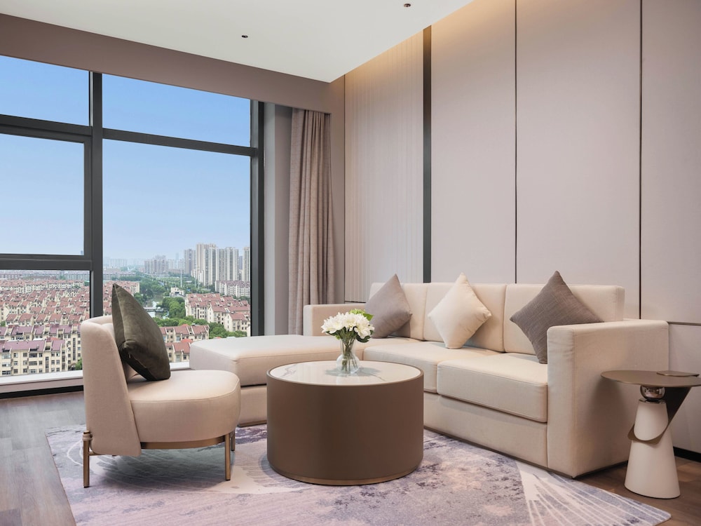 1 Bedroom Suite photo 3