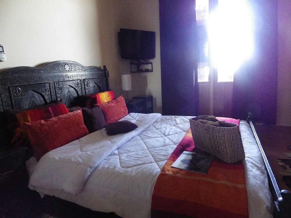 Royal Suite, 2 Bedrooms photo 2