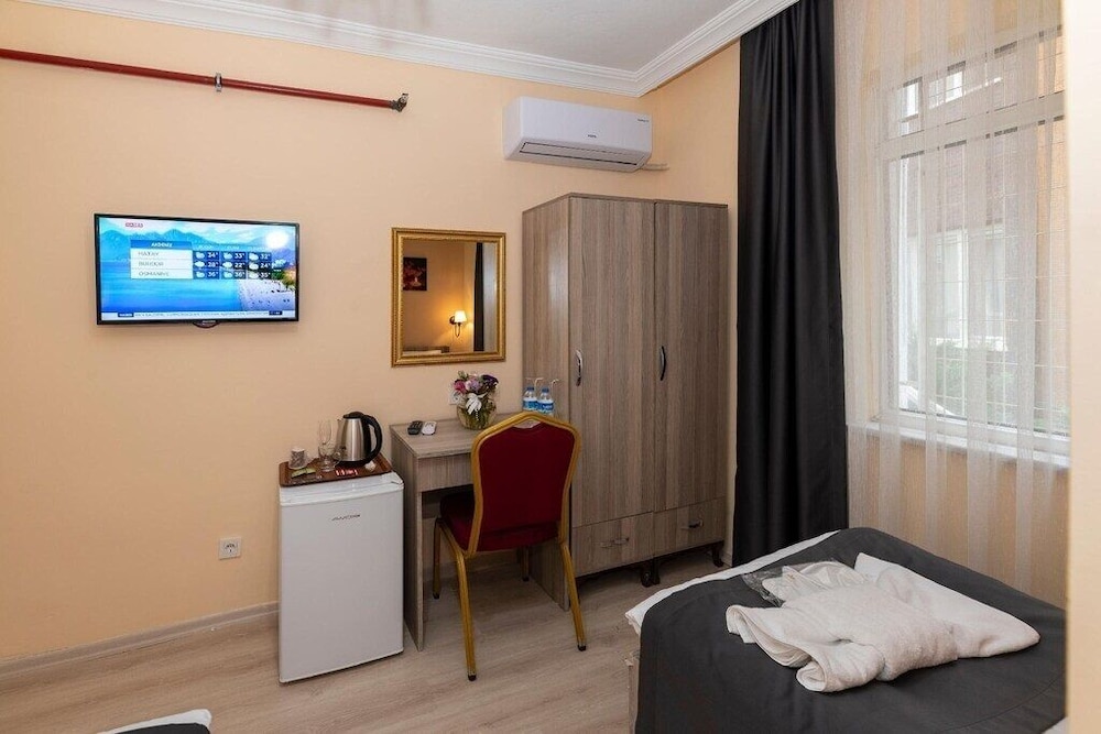 Standard Twin Room photo 3