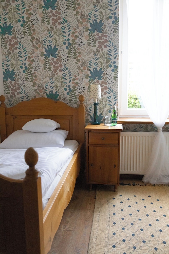 Basic Room photo 2