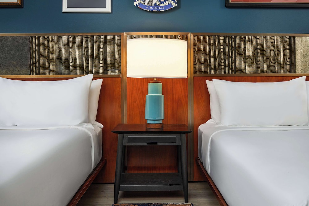 Deluxe Room, 2 Queen Beds