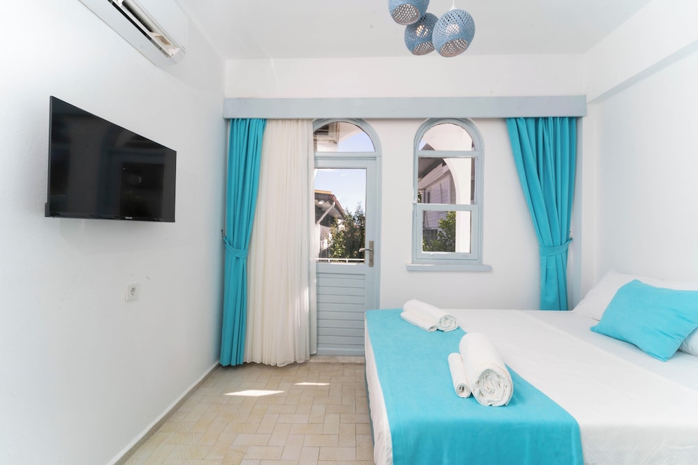 Standard Room - Photo 1