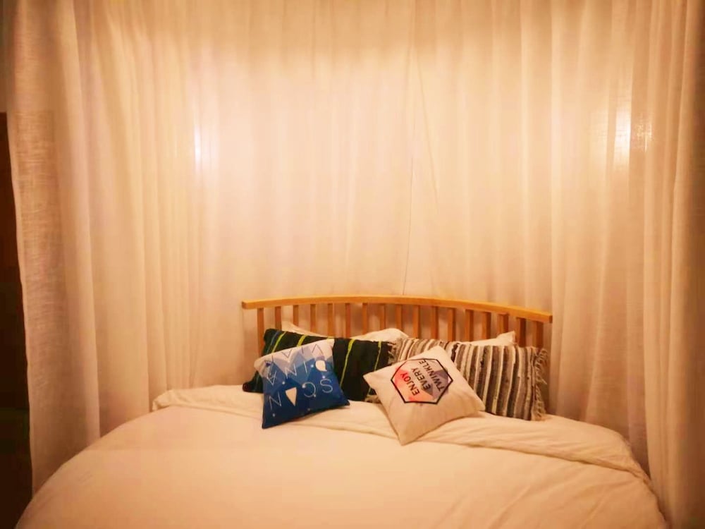 Deluxe Room with Round Bed photo 3