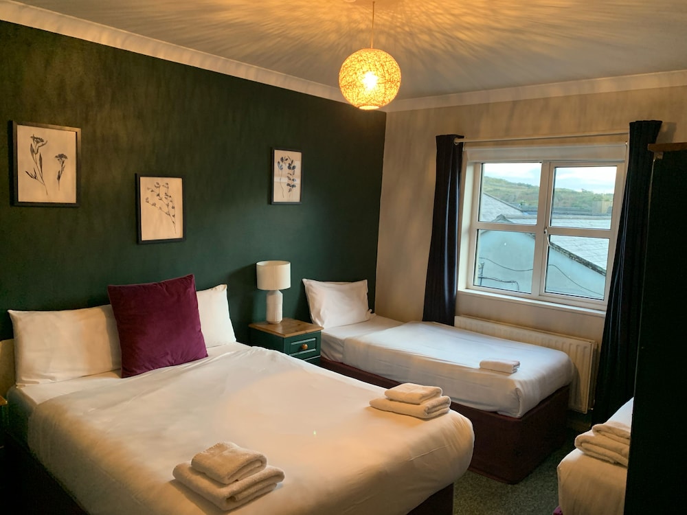 Classic Triple Room photo 1