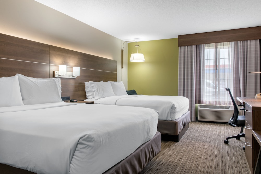 Suite, Multiple Beds photo 2