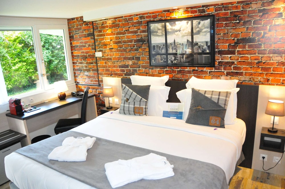 Executive Double Room - Photo 1