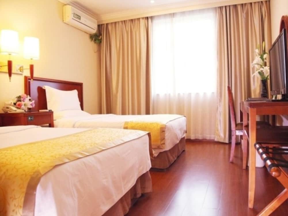Twin Room - Photo 1