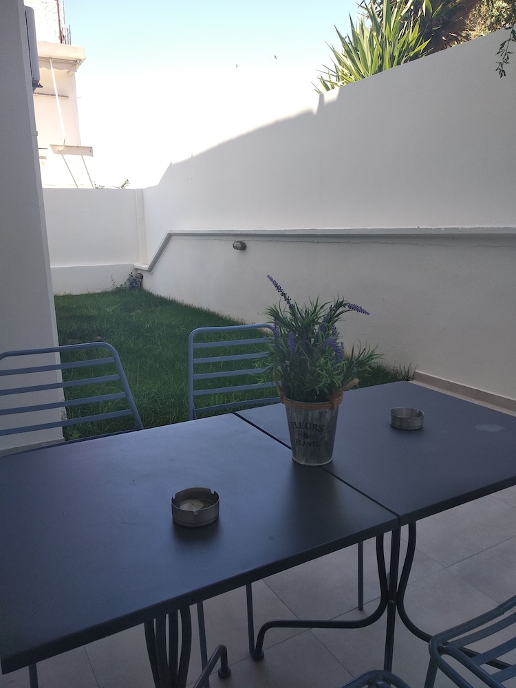 Family Apartment, 1 Bedroom, Terrace photo 2