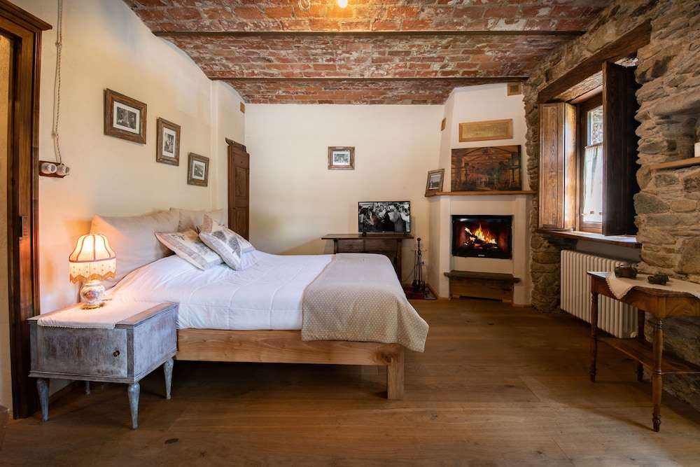 Premium Apartment, 1 Bedroom, Terrace, Courtyard View