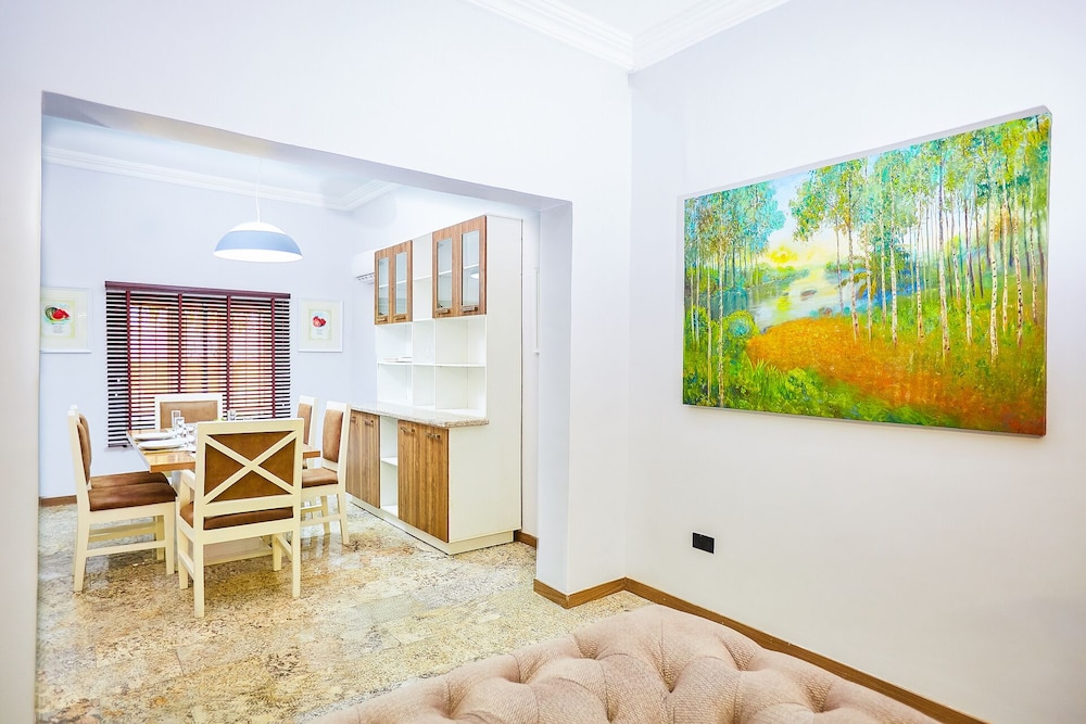 Executive Apartment photo 2