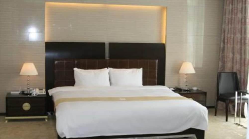 Royal Suite photo 1