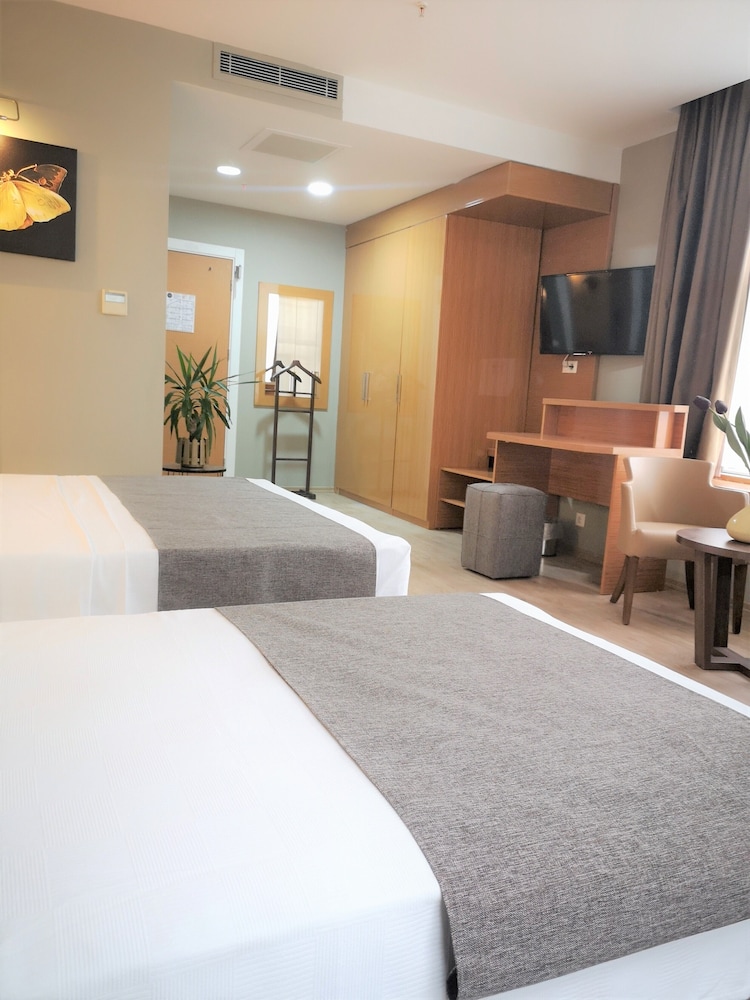 Superior Twin Room photo 2