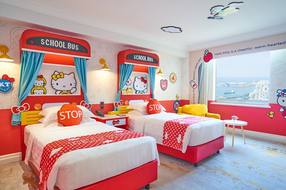 Hello Kitty Superior Twin-Harbor View - Photo 1