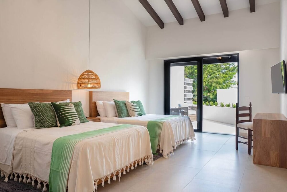 Luxury Room, Terrace, Beachside
