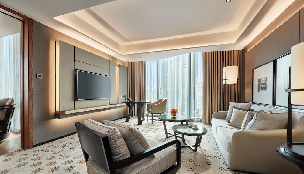 Deluxe Suite (Regency)