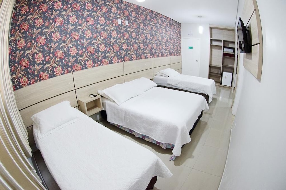 Quadruple Room - Photo 2