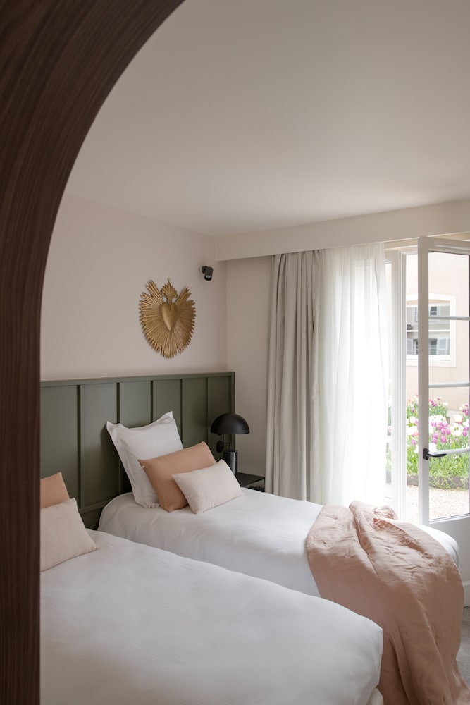 Standard Room, 1 Double Bed, Garden View - Photo 5