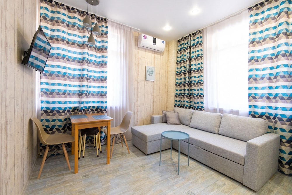 Apartment photo 1