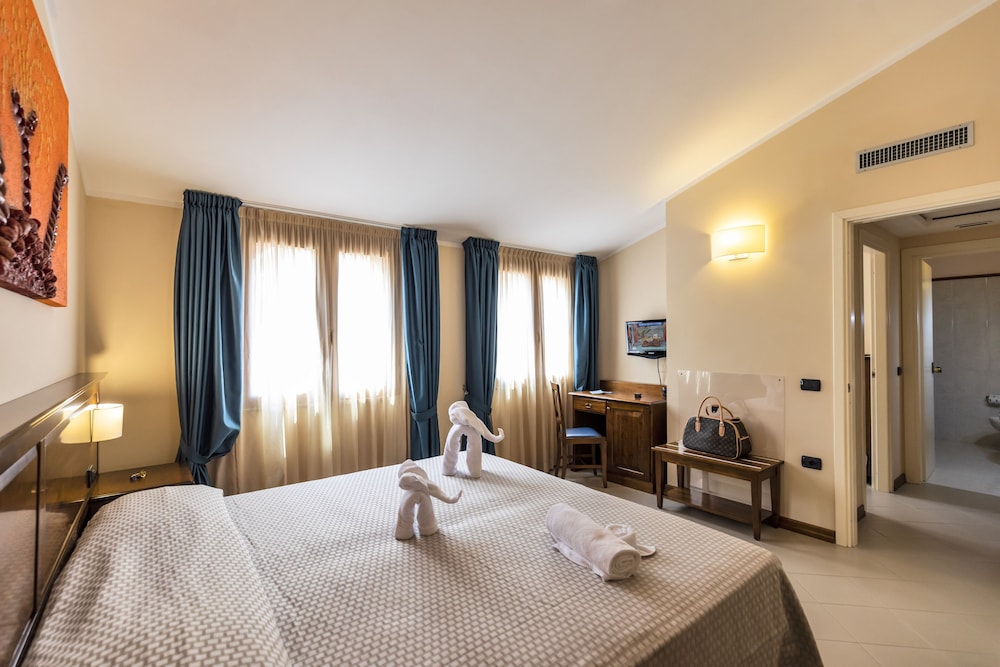 Economy Room - Photo 2