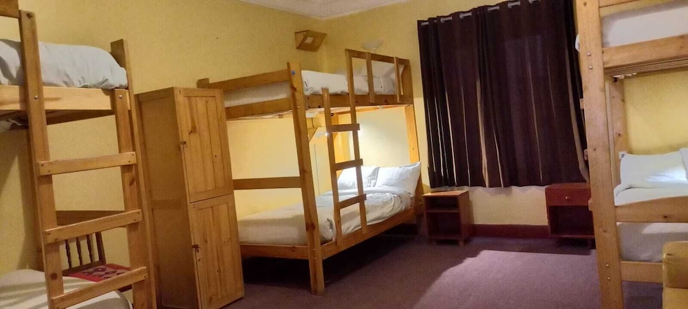 Classic Triple Room photo 2