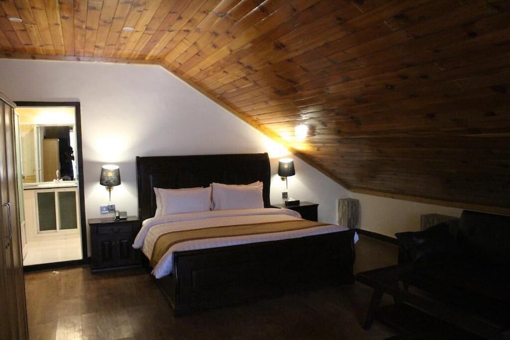 Deluxe Double Room photo 3